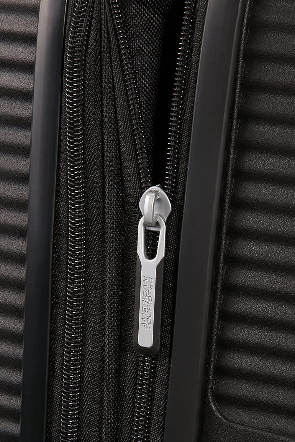American Tourister Soundbox Maleta Rígida Mediana Expandible Color Negro 3 Años de Garantía - Imagen 5
