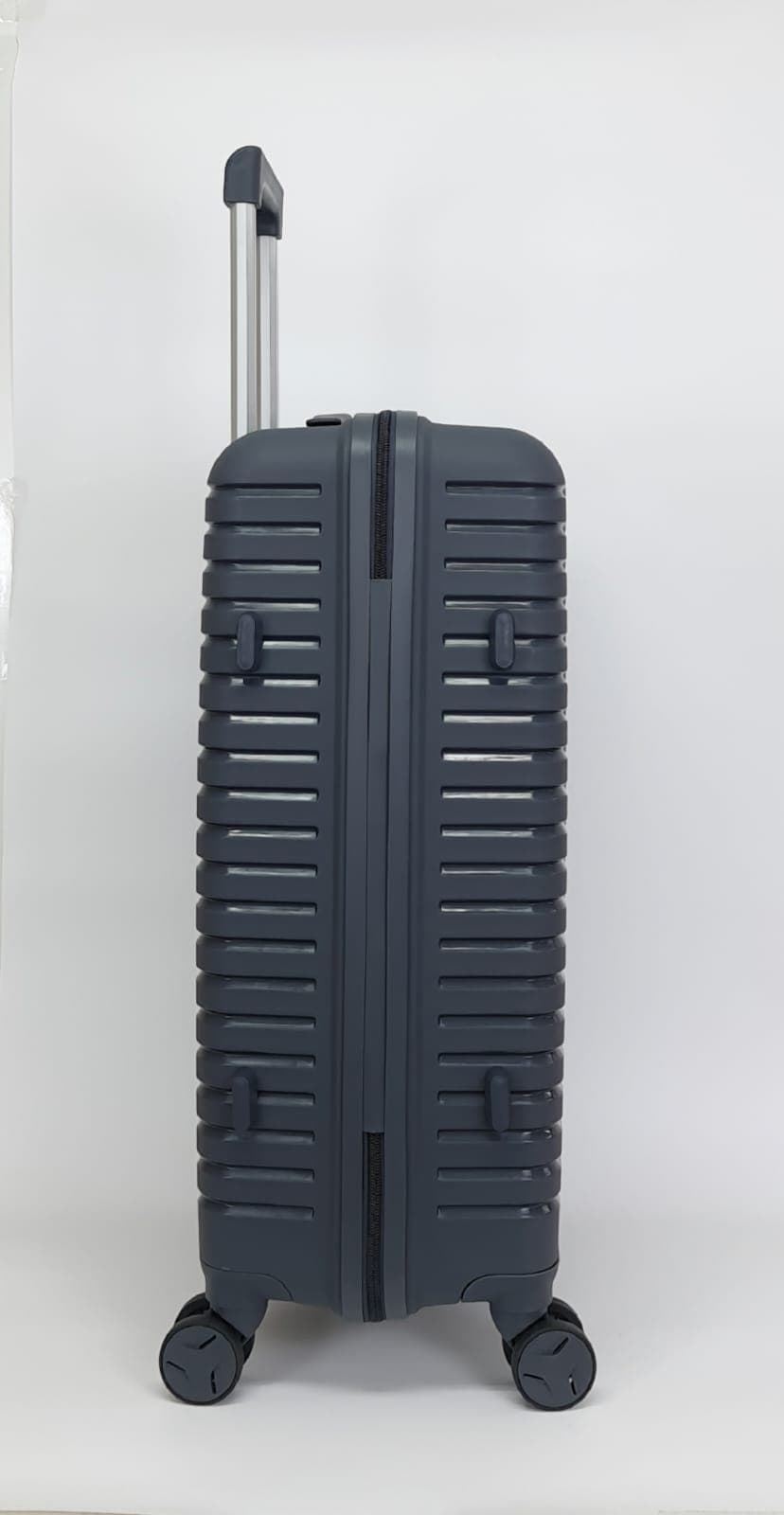 Benzi Maleta Mediana PRO 5820 de Polipropileno muy Ligera y Resistente medidas 65x43x25 cms 4 Ruedas Dobles Color Azul Navy - Imagen 7